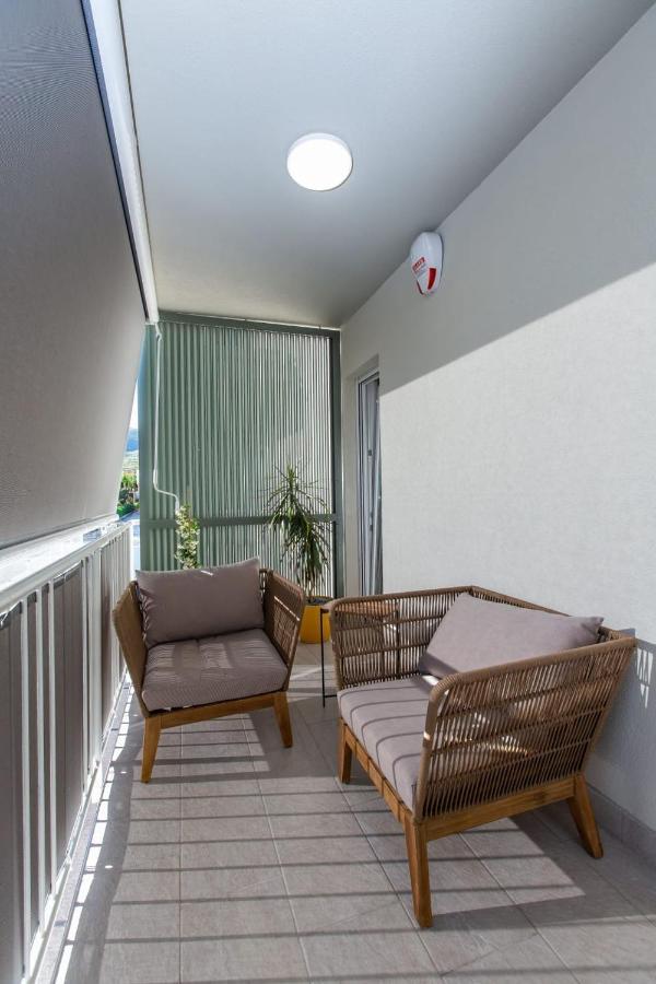 Apartman Anja, Apartman S Pogledom Apartment โตรกีร์ ภายนอก รูปภาพ