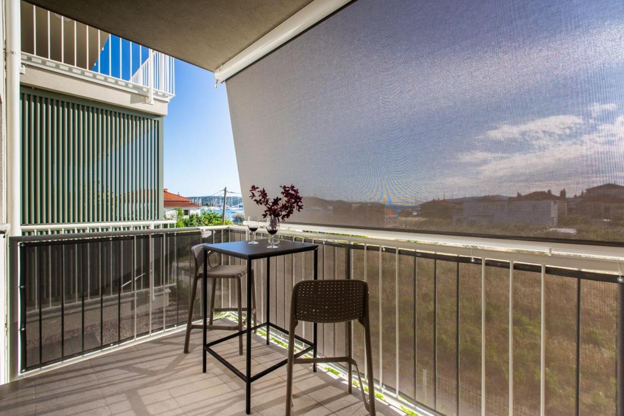 Apartman Anja, Apartman S Pogledom Apartment โตรกีร์ ภายนอก รูปภาพ